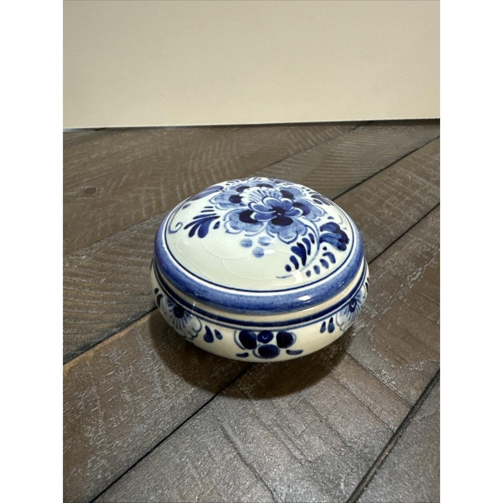 Royal Delft Blue Lidded Trinket Box Hand Painted Holland Floral Vintage